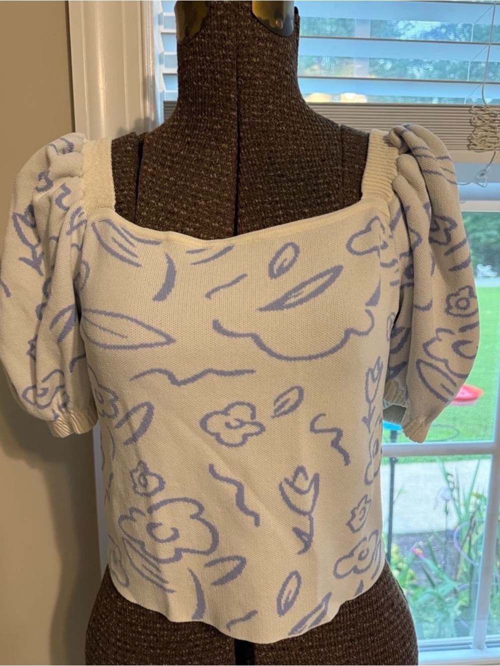 Women's White Square-Neck Puff Sleeve Top with Periwinkle Floral Print
